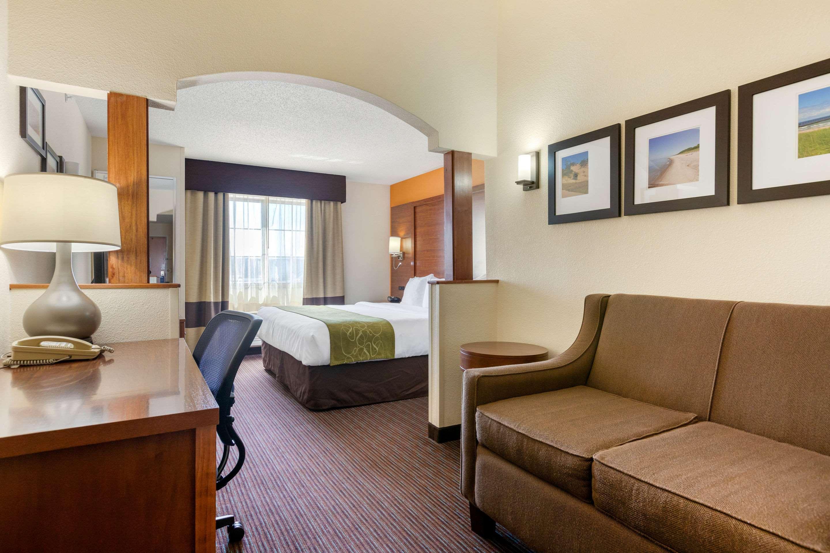 Comfort Suites Stevensville – St. Joseph Eksteriør billede