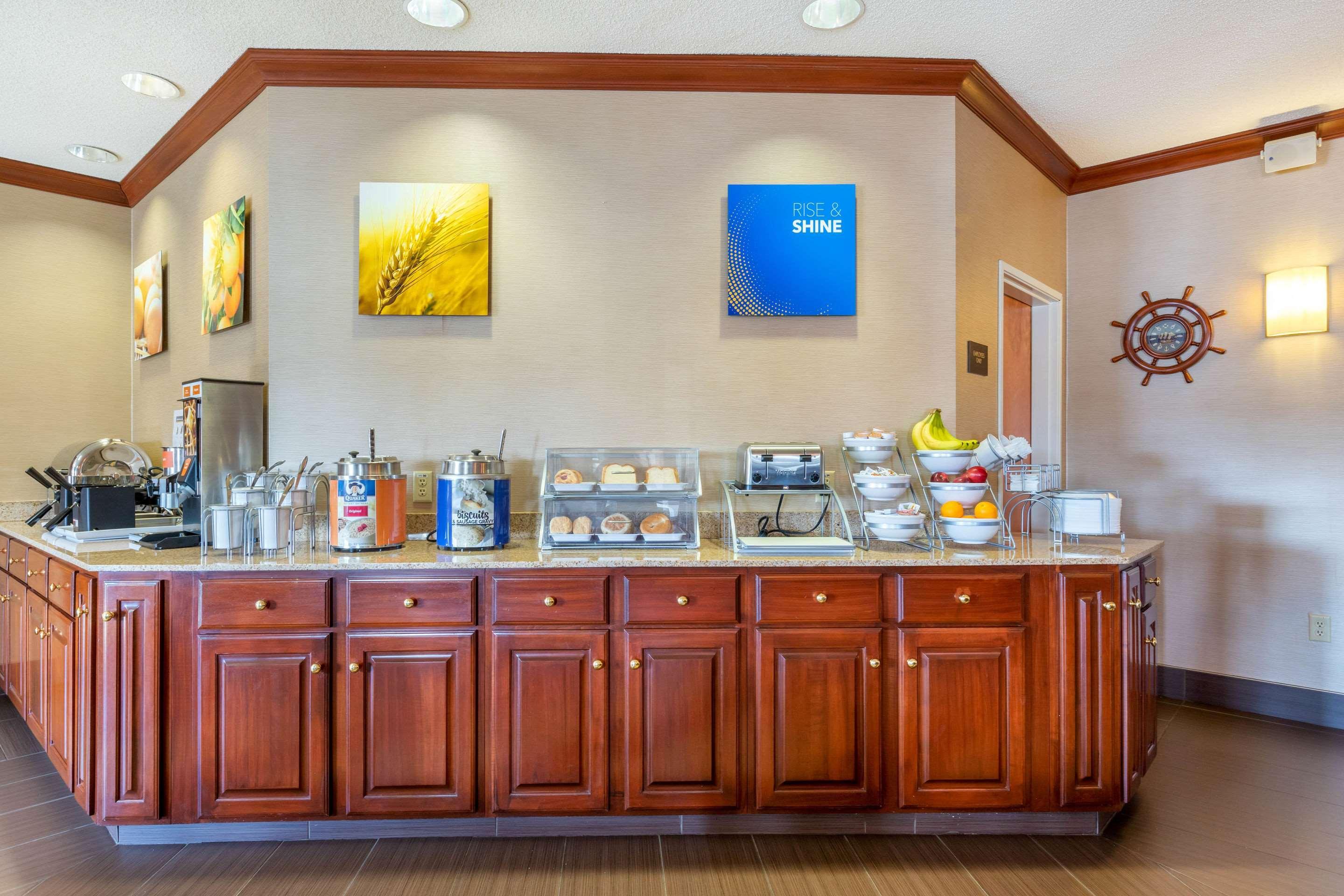 Comfort Suites Stevensville – St. Joseph Eksteriør billede